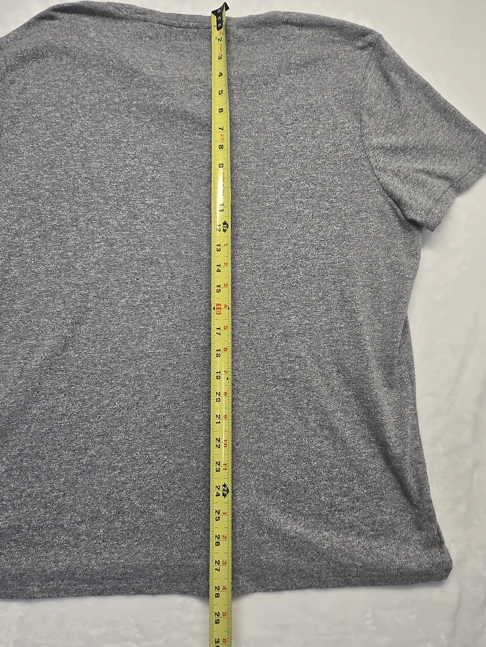 Banana Republic Men's Gray Short-Sleeve Notch Neck Tee